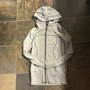 Lulu lemon sweatshirt